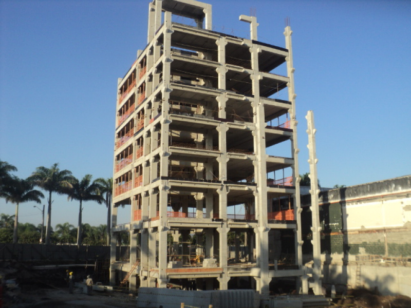 Estrutura de Concreto Aparente Pré Moldada Preço Carapicuíba - Estrutura de Concreto para Galpão Pré Moldada Paraná